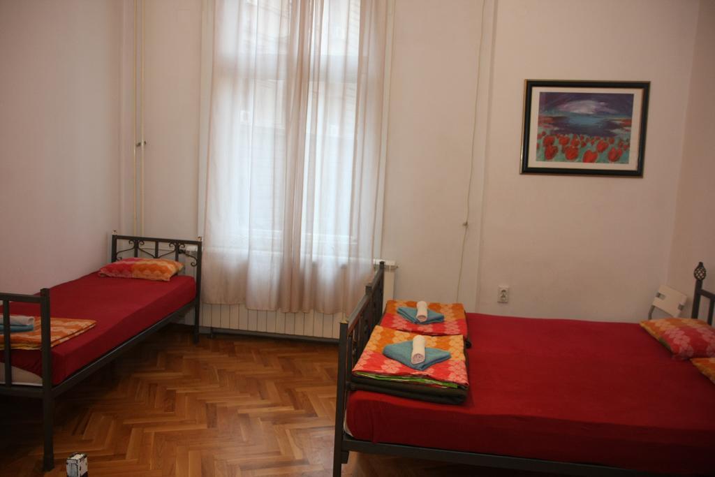 Time Hostel Beograd Rom bilde