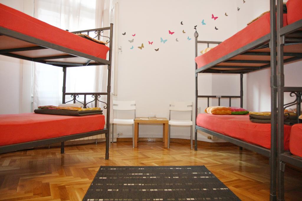 Time Hostel Beograd Rom bilde