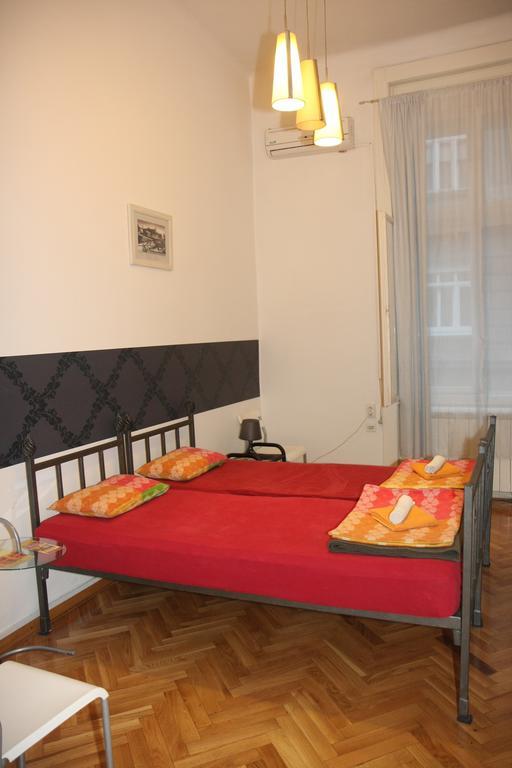 Time Hostel Beograd Rom bilde